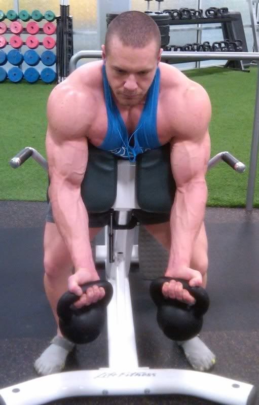 kettlebell biceps