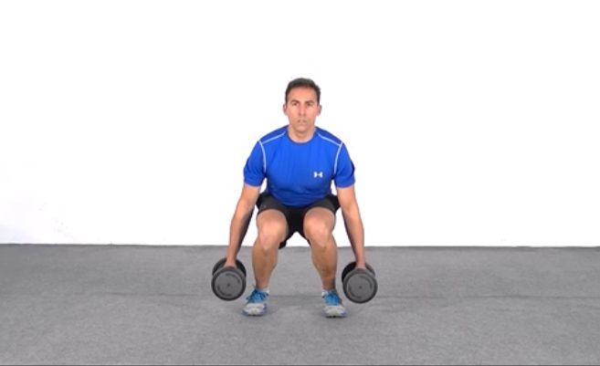 Squat con mancuernas, mejor con una